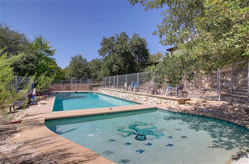Photo 39 - Sprawling Pet-friendly Austin Estate With Pool