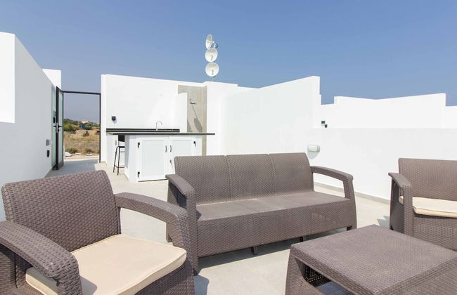 Modern and Spacious Apartment With Beautiful Roof Terrace and sea View - Foto 27