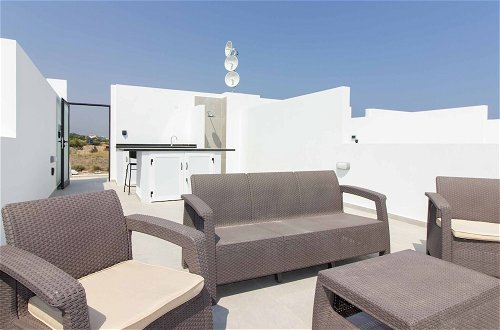 Photo 27 - Modern and Spacious Apartment With Beautiful Roof Terrace and sea View