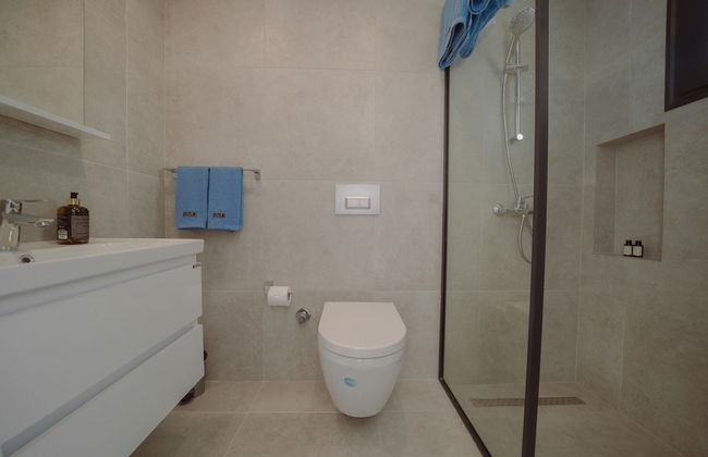 Modern and Spacious Apartment With Beautiful Roof Terrace and sea View - Foto 15