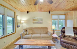 Photo 3 - Secluded Cable Cabin Rental - Pet Friendly