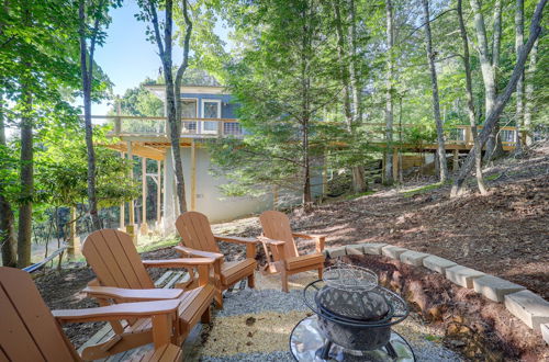 Foto 42 - Dog-friendly Beech Mountain Home w/ Deck