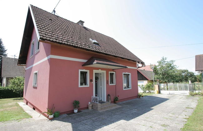 Apartment in Eberndorf Near Petzen Ski Area - Foto 1