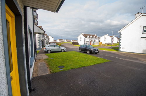 Photo 47 - Modern Central Three Bedroom House