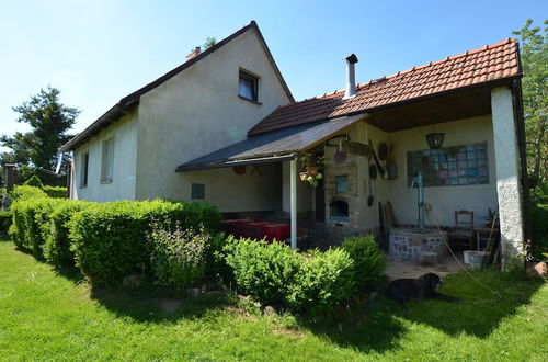 Photo 16 - Lovely Apartment in Svinarov Czech Republic near Forest