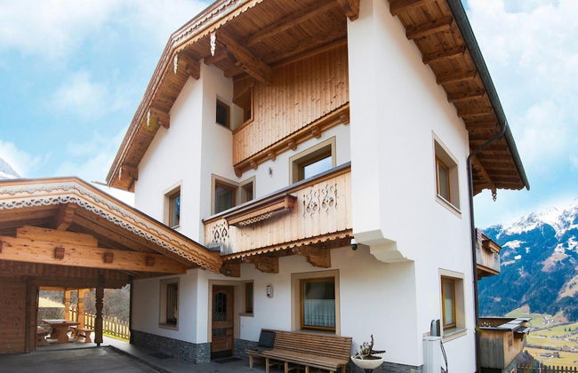 Chalet With Panoramic Terrace in Zell am Ziller - Foto 36