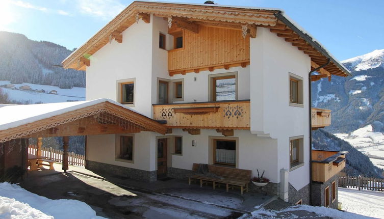 Foto 1 - Chalet With Panoramic Terrace in Zell am Ziller