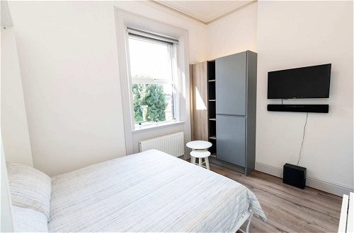 Photo 4 - Stunning 1 Bedroom Studio in Stylish Rathmines