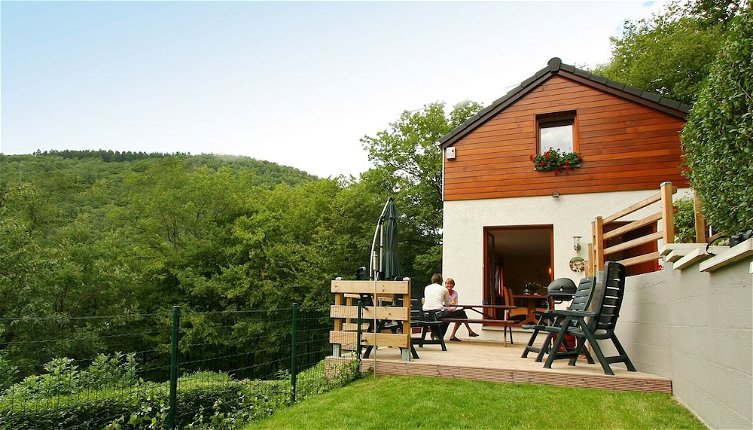 Photo 1 - Cottage With a Terrace and a View of the Valley