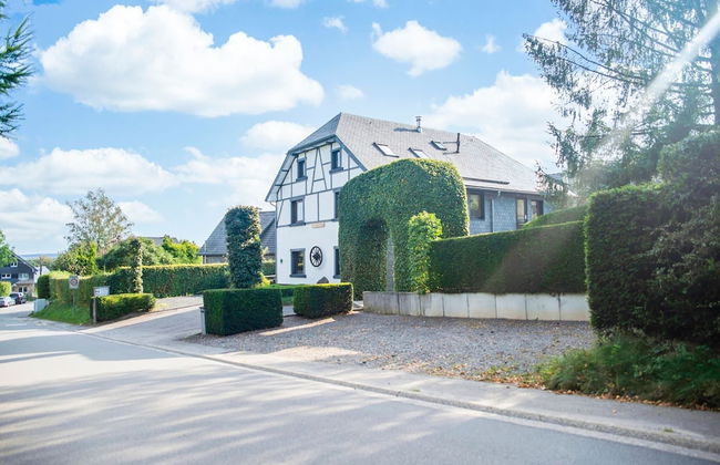Spacious Holiday Home in Malmedy near Nature Parc High Venn - Foto 35