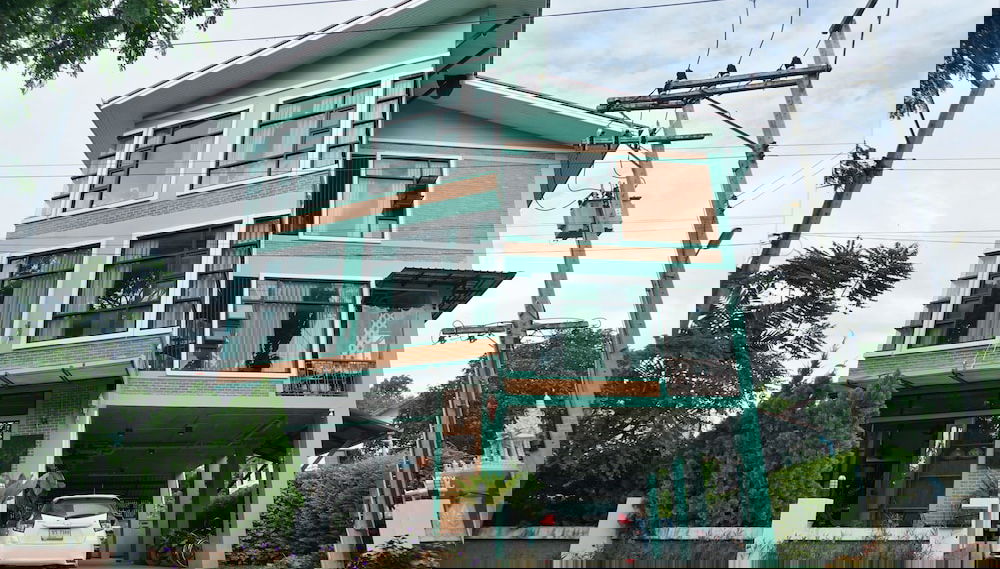 Primary image