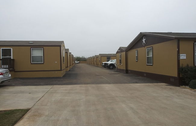 Cotulla Homes - Foto 17