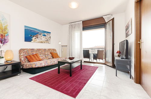 Photo 1 - Colourful Flat Borgo Roma