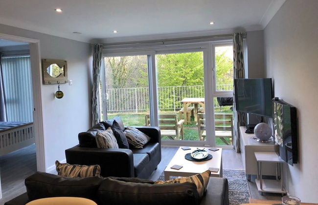 2 Bed Villa Sleeps 4 - Wifi, Garden, Sea Views - Foto 16