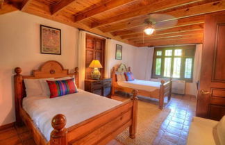 Photo 2 - Villa Ataraxia Luxury Beachfront Vacation Rental