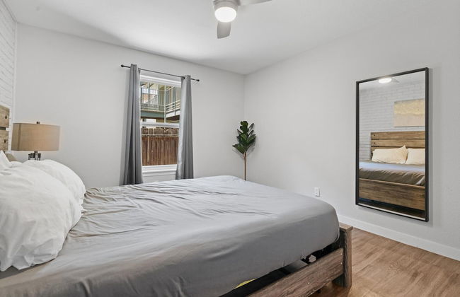 Cozy 2BR Near UT Hyde Park Evonify - Foto 41