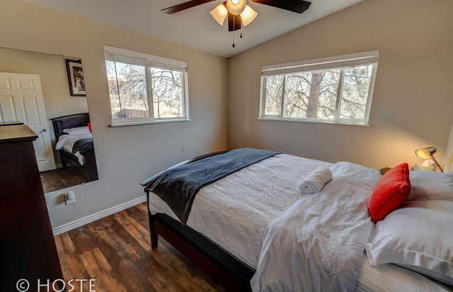 Mtn Dream! Fireplace, Patio & Hot Tub 4BR - Foto 15