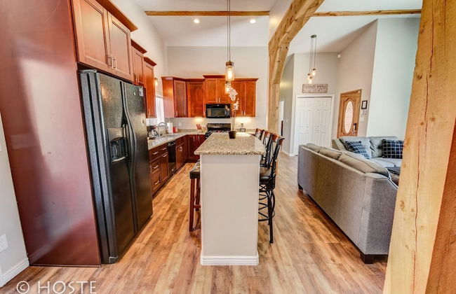 Mtn Dream! Fireplace, Patio & Hot Tub 4BR - Foto 19