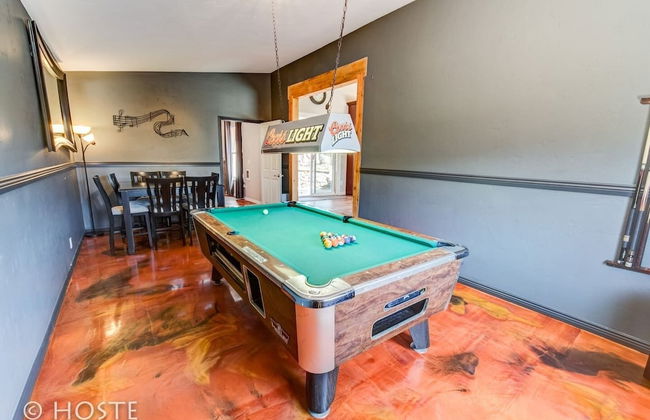 Mtn Dream! Fireplace, Patio & Hot Tub 4BR - Foto 14