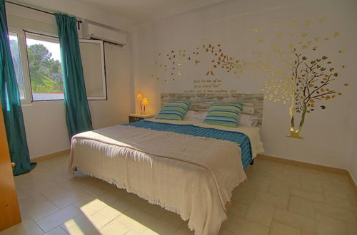 Photo 2 - Castillo Apartment