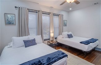 Photo 2 - Vibrant Fully Gated 2br/2ba 4 Mins From Downtown