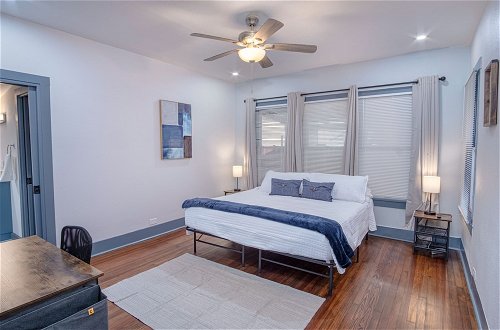 Photo 3 - Vibrant Fully Gated 2br/2ba 4 Mins From Downtown