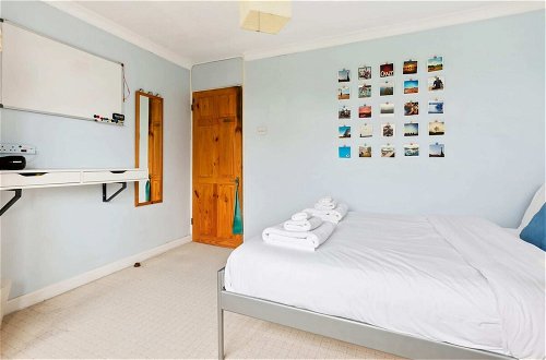 Foto 2 - Spacious 2 Bedroom Apartment in Cricklewood
