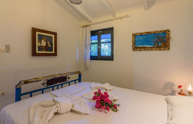 The Blue House Seaside Retreat - Fully Equipped - Photo 13