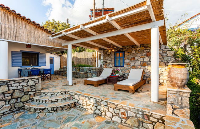 The Blue House Seaside Retreat - Fully Equipped - Photo 10