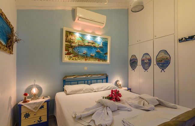 The Blue House Seaside Retreat - Fully Equipped - Photo 4