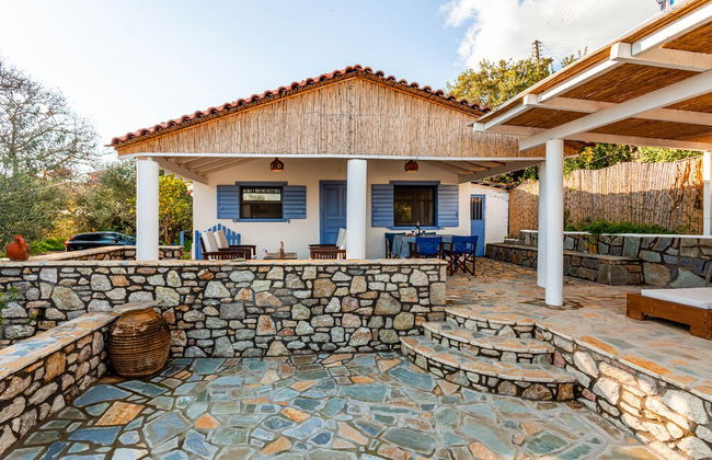 The Blue House Seaside Retreat - Fully Equipped - Photo 15