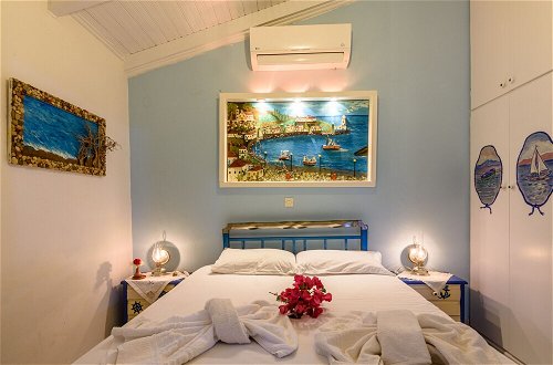 Photo 3 - The Blue House Seaside Retreat - Fully Equipped