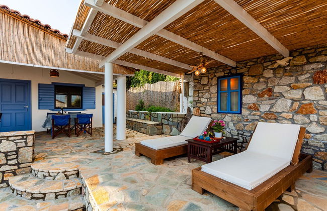 The Blue House Seaside Retreat - Fully Equipped - Photo 21