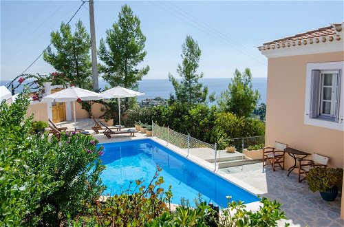 Foto 10 - Villa Kallisti - A Dream House With Amazing View