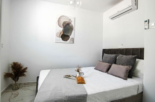 Photo 5 - Phaedrus Living: Seaside Luxury Flat Athina 21