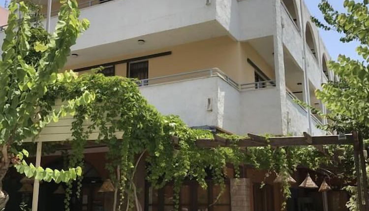 Photo 1 - Aspa Holiday Apartments
