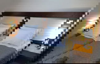 Photo 3 - Aspa Holiday Apartments