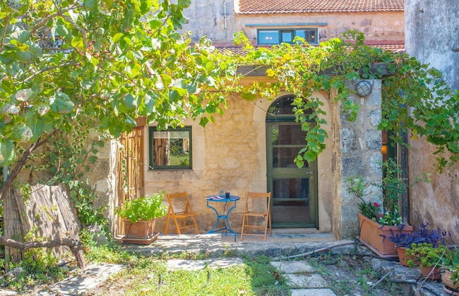 The Milio's House - Photo 25