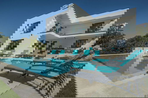 Foto 1 - Beautiful Villa by the sea