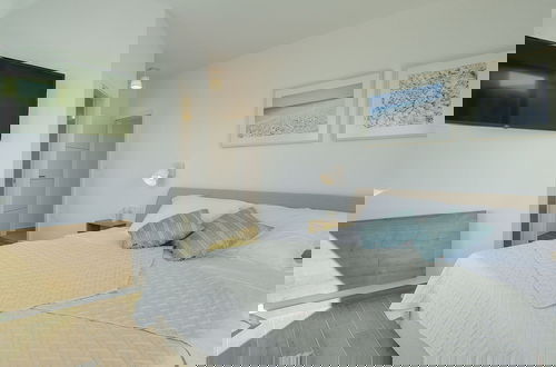 Foto 6 - Beautiful Villa by the sea