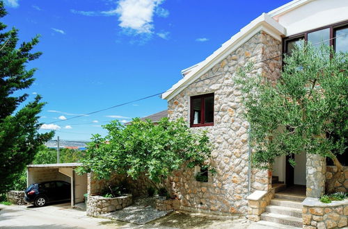 Photo 1 - Apartment in Starigrad With Terrace