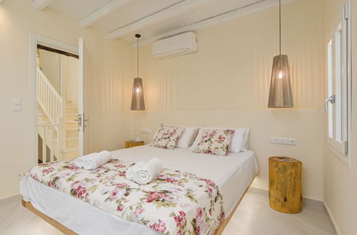 Photo 9 - Naxian Queen Luxury Villas & Suites