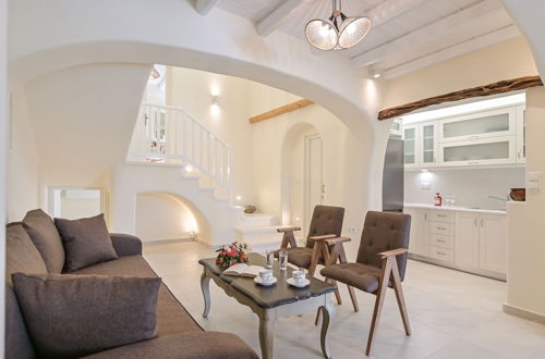 Photo 19 - Naxian Queen Luxury Villas & Suites