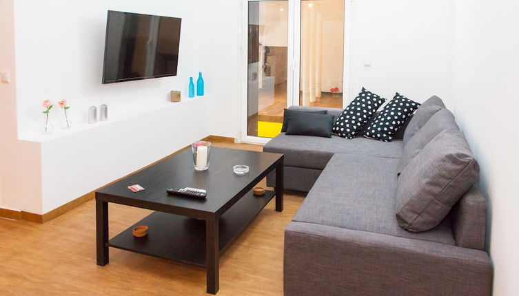 Photo 1 - Glyfada Square Modern And Cozy Apartment