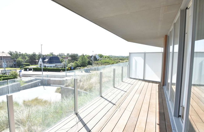 Bright Coastal Family Escape - Photo 20