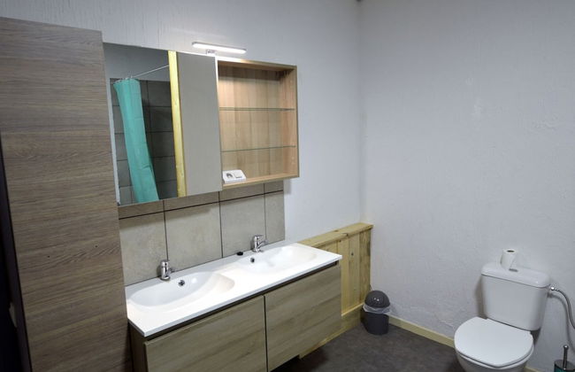 Superb House for Family Group with Swimming Pool, Sauna, Hot Tub, Billiards - Foto 22