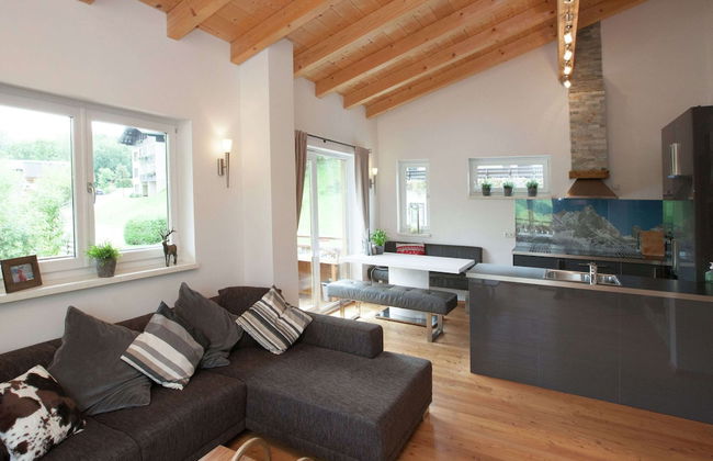 Stunning Holiday Home With Balcony, Ski Storage, Parking - Foto 11