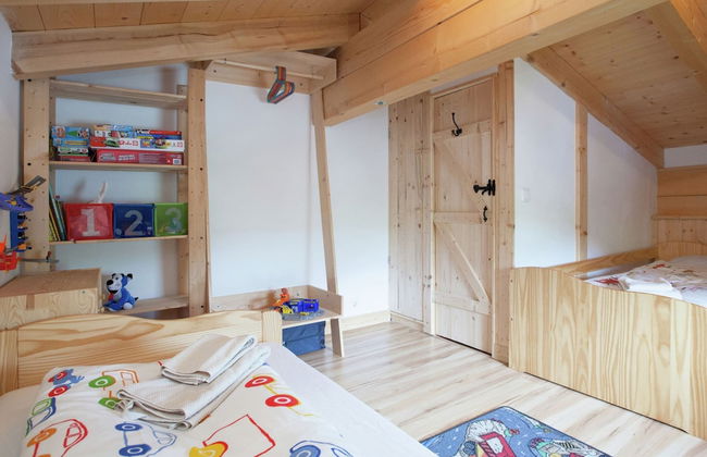 Stunning Holiday Home With Balcony, Ski Storage, Parking - Foto 3