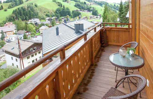 Stunning Holiday Home With Balcony, Ski Storage, Parking - Foto 26
