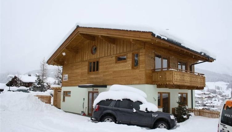 Foto 1 - Stunning Holiday Home With Balcony, Ski Storage, Parking